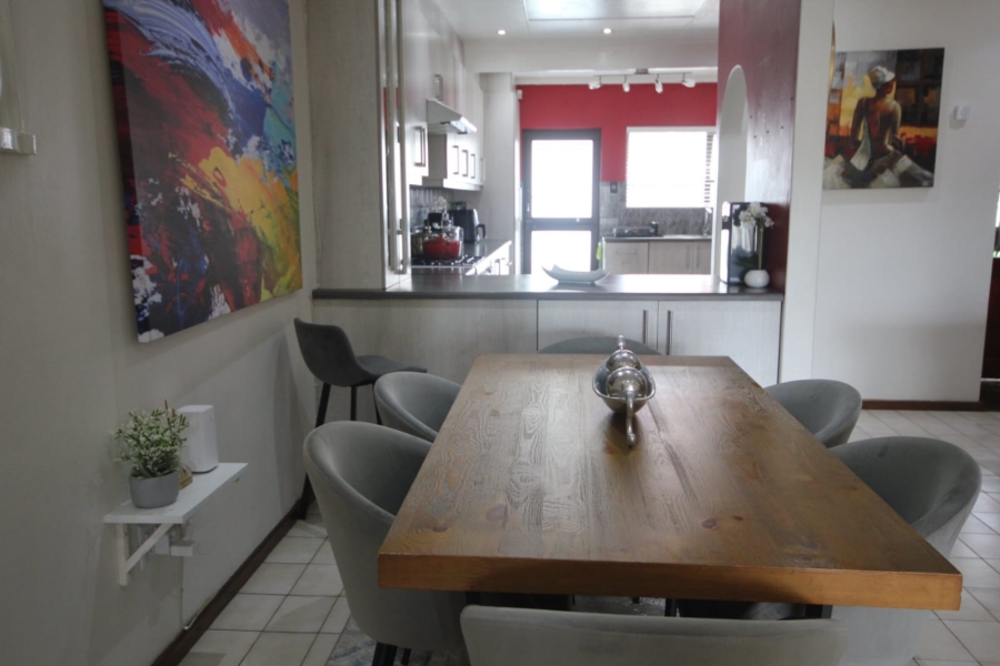 4 Bedroom Property for Sale in Amalinda Eastern Cape